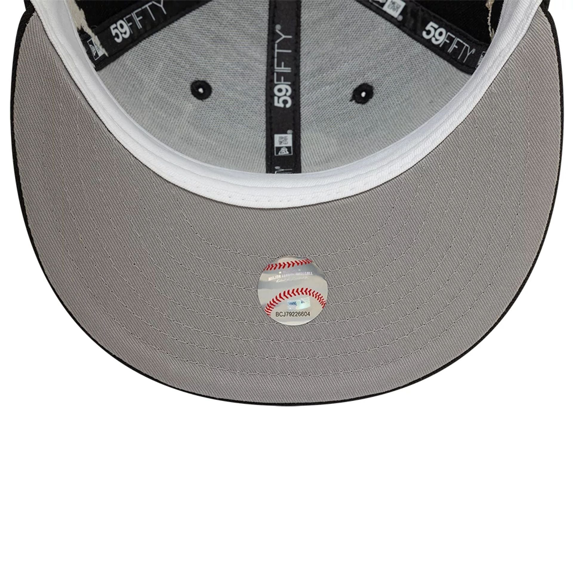 Chicago White Sox MLB Zodiac Black 59FIFTY Fitted Cap