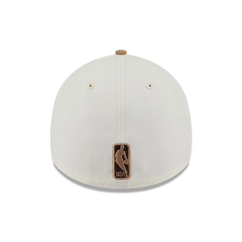 Chicago Bulls NBA Sandy Bay White 39THIRTY A-Frame Stretch Fit Cap