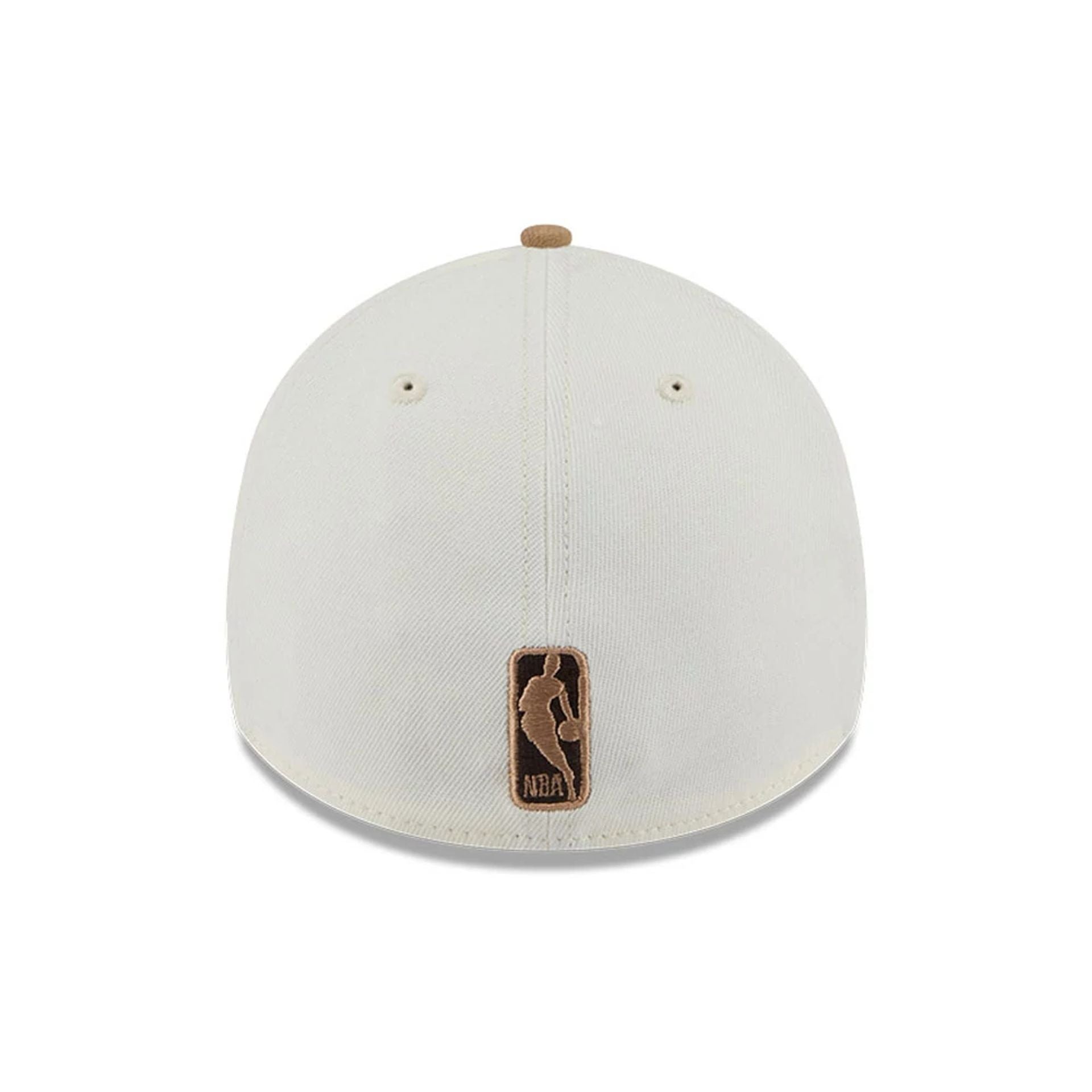 Chicago Bulls NBA Sandy Bay White 39THIRTY A-Frame Stretch Fit Cap