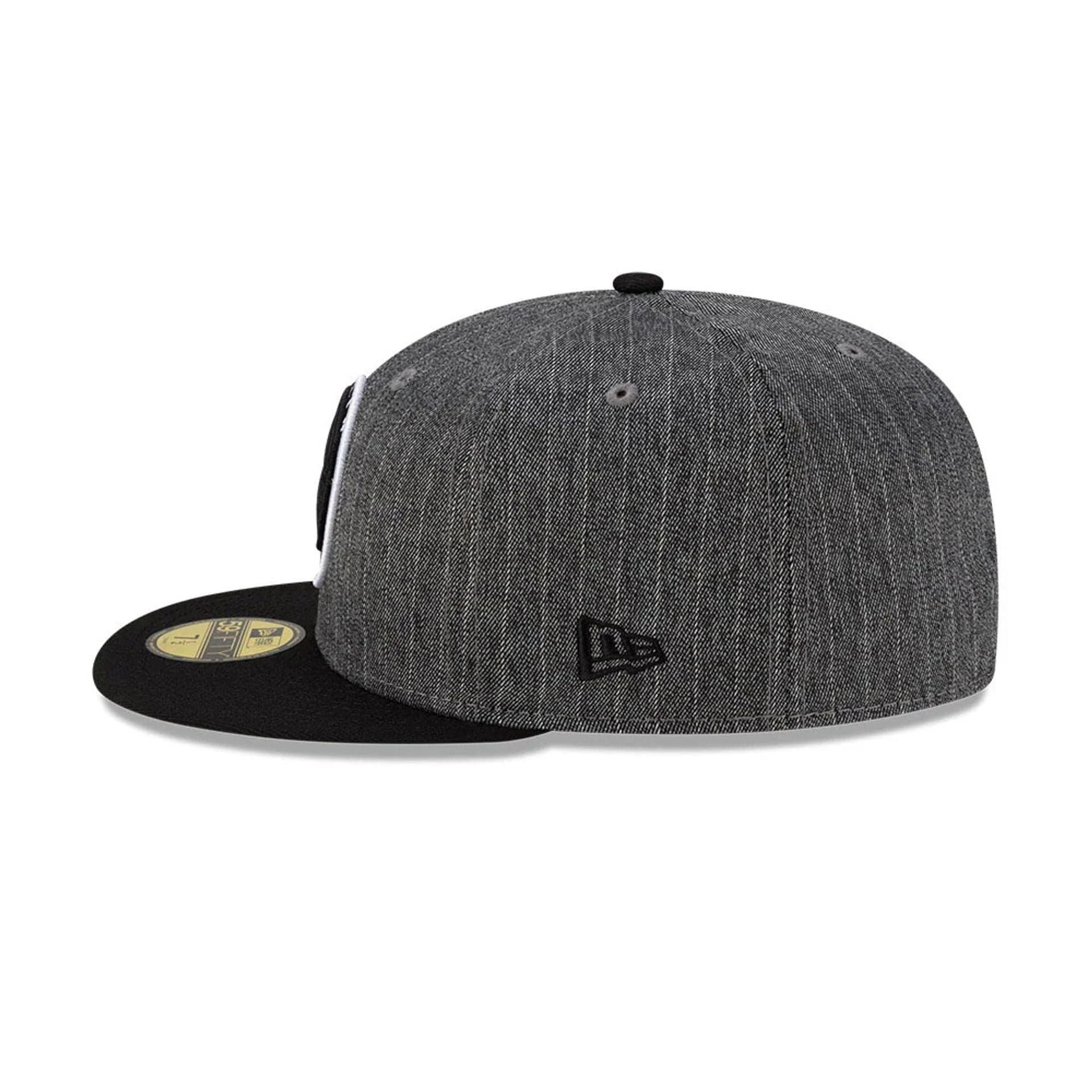 Brooklyn Nets NBA Black Pinstripe 59FIFTY Fitted Cap