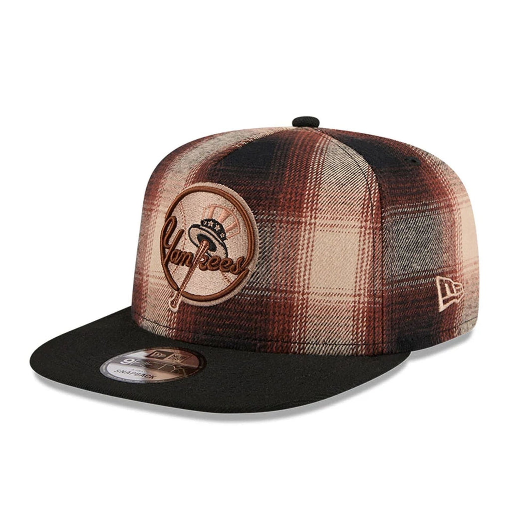 New York Yankees MLB Grunge Style Plaid Open Brown 9FIFTY A-Frame Snapback Adjustable Cap