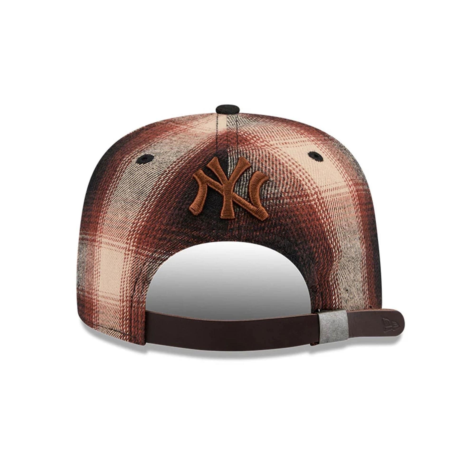 New York Yankees MLB Grunge Style Plaid Open Brown 9FIFTY A-Frame Snapback Adjustable Cap