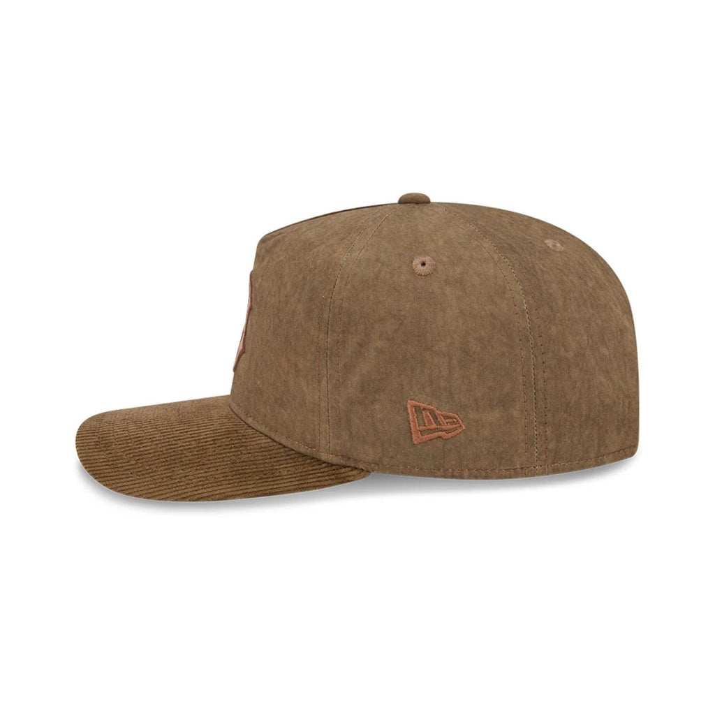 Boston Red Sox MLB Utility Linen Open Brown 19TWENTY Adjustable Cap