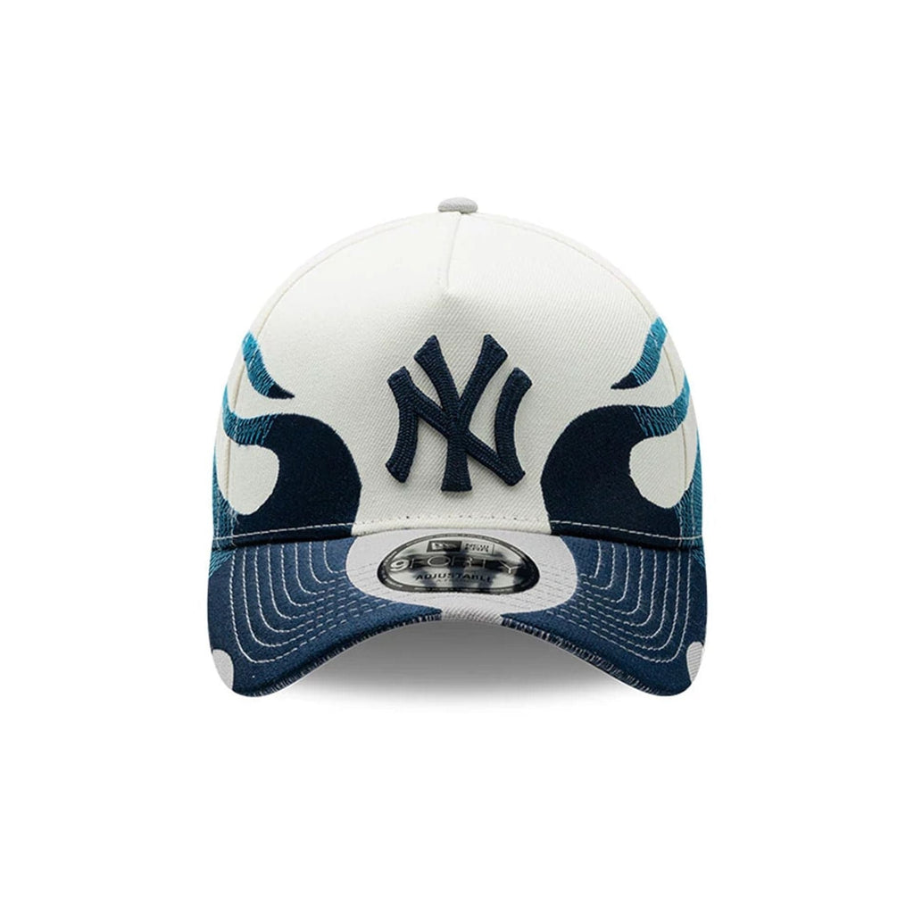 New York Yankees MLB Flame Cream 9FORTY A-Frame Cap